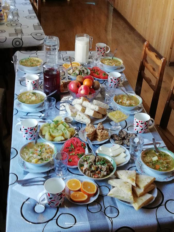 Ushguli Hotel Riho Buitenkant foto